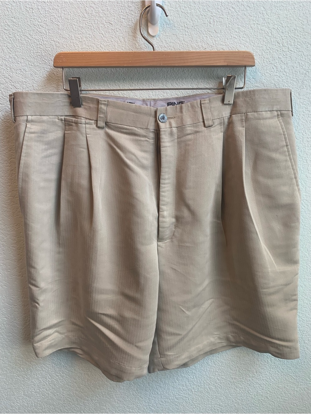 Ping Men’s Pleated Flat-Front Khaki Shorts